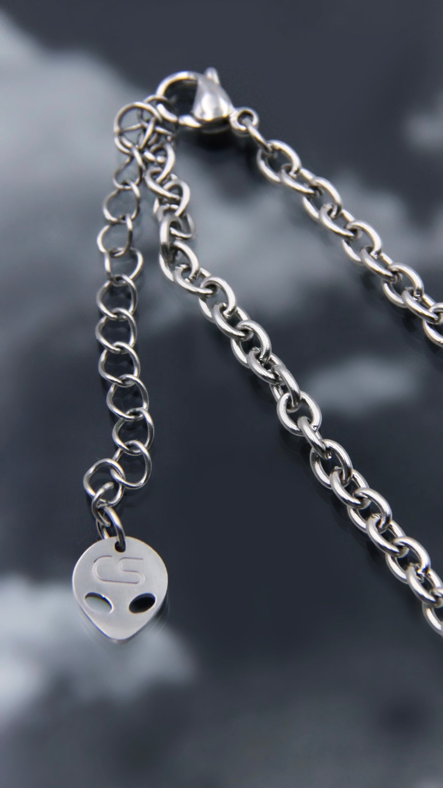 ANGEL NECKLACE