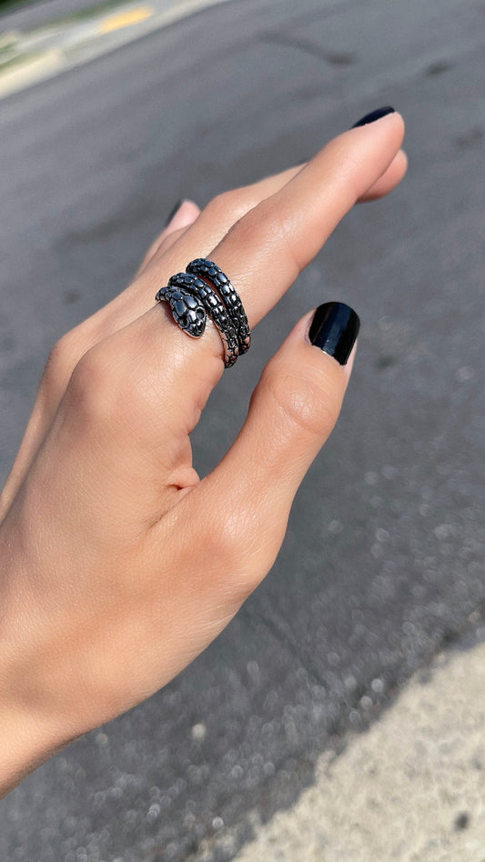 SLITHER SNAKE RING
