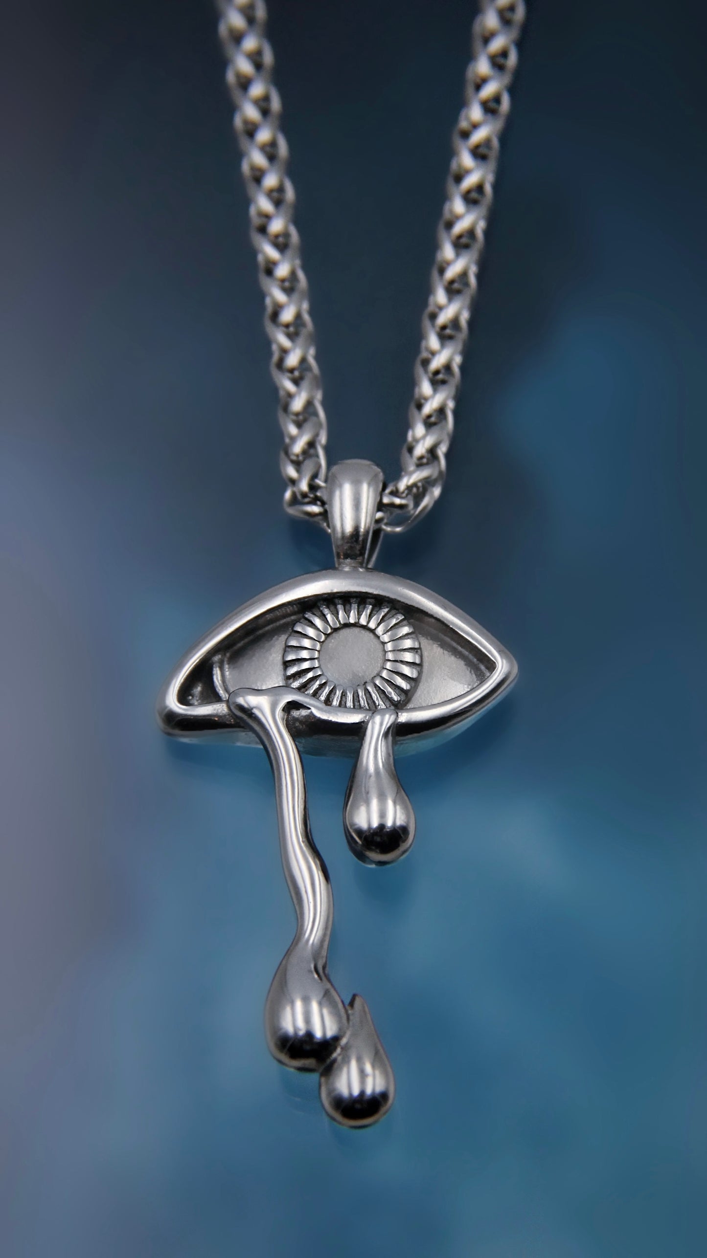 CRYING EYE NECKLACE