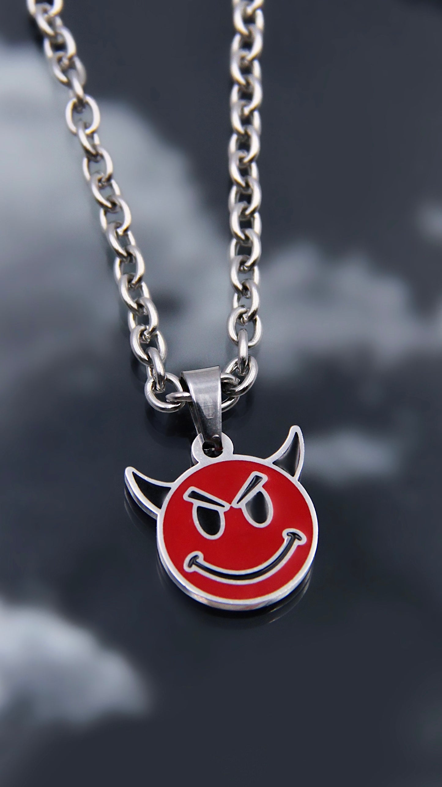 LIL DEMON NECKLACE