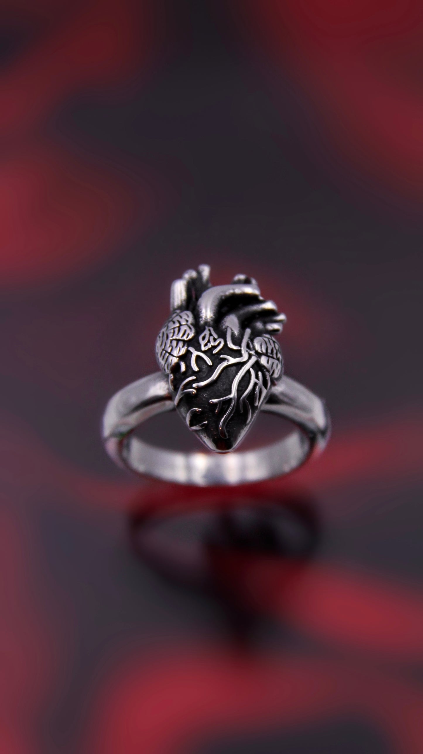 BEATING HEART RING