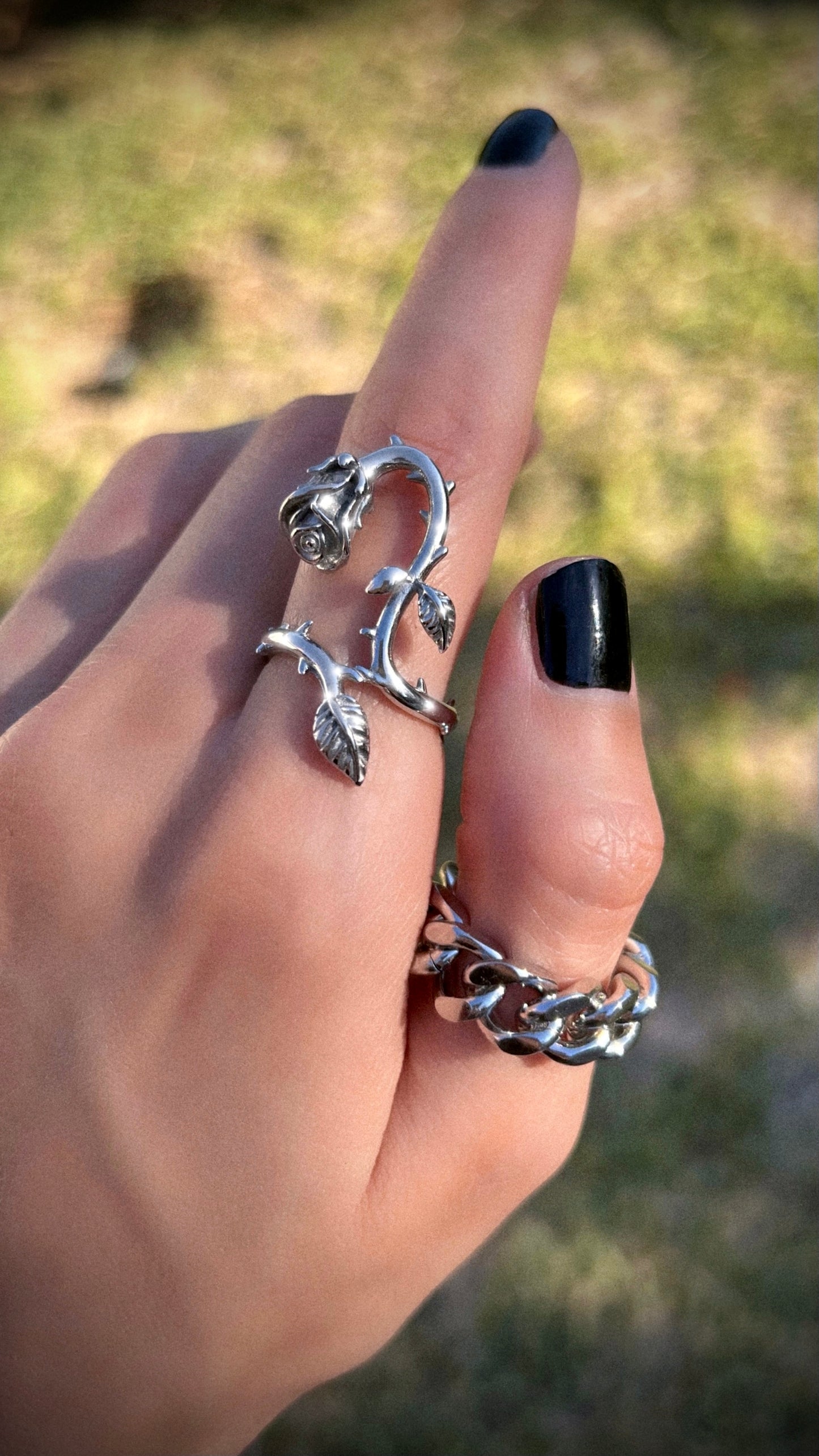DYING ROSE RING