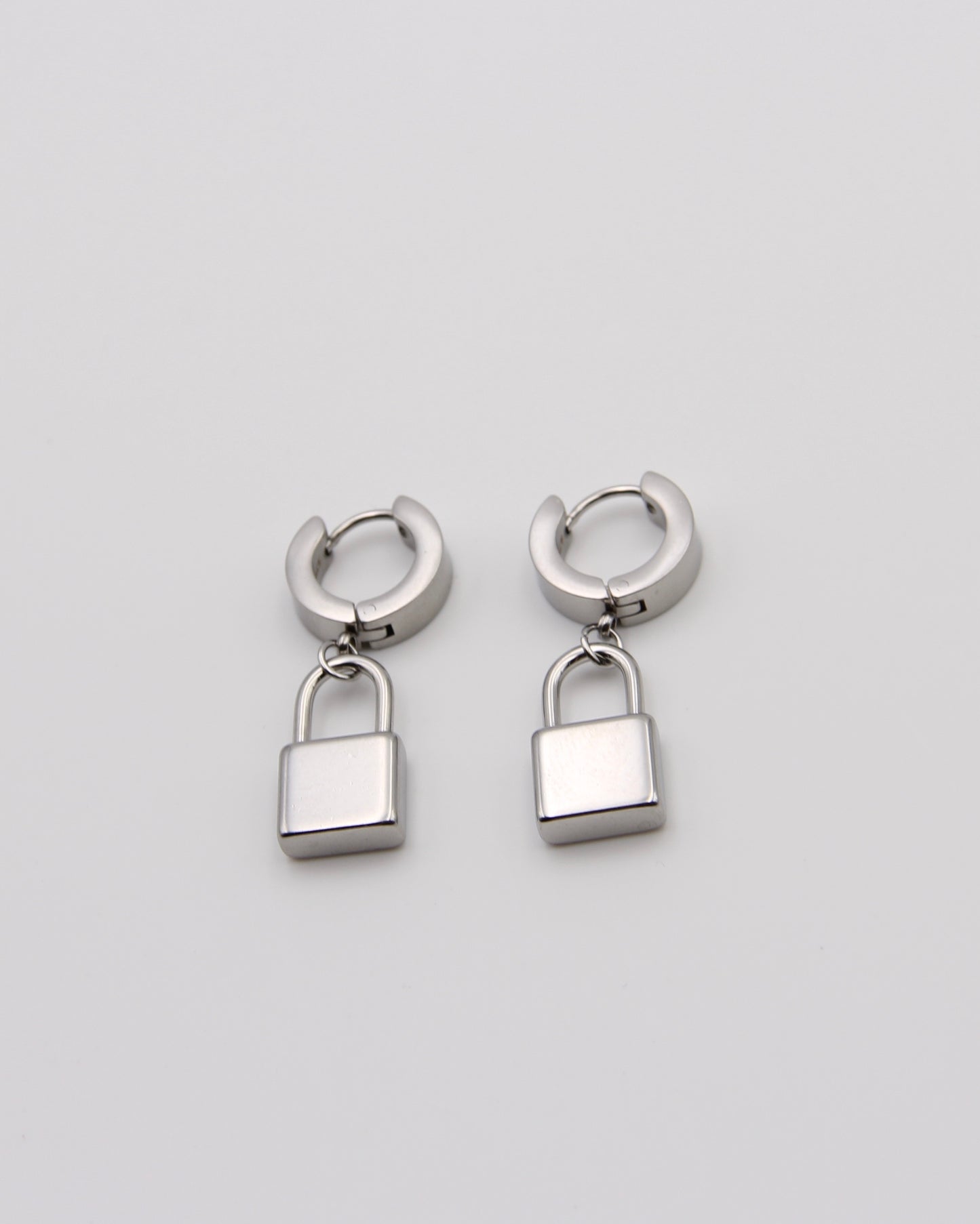 LOCK IT HOOP EARRINGS