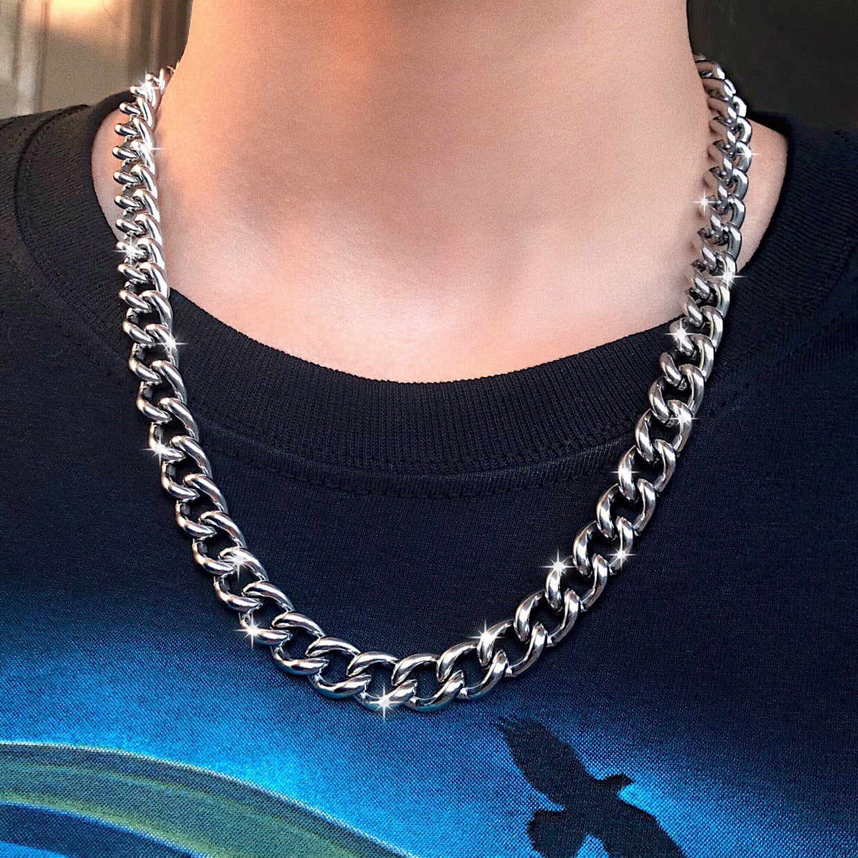 MINIMALIST CURB NECKLACE