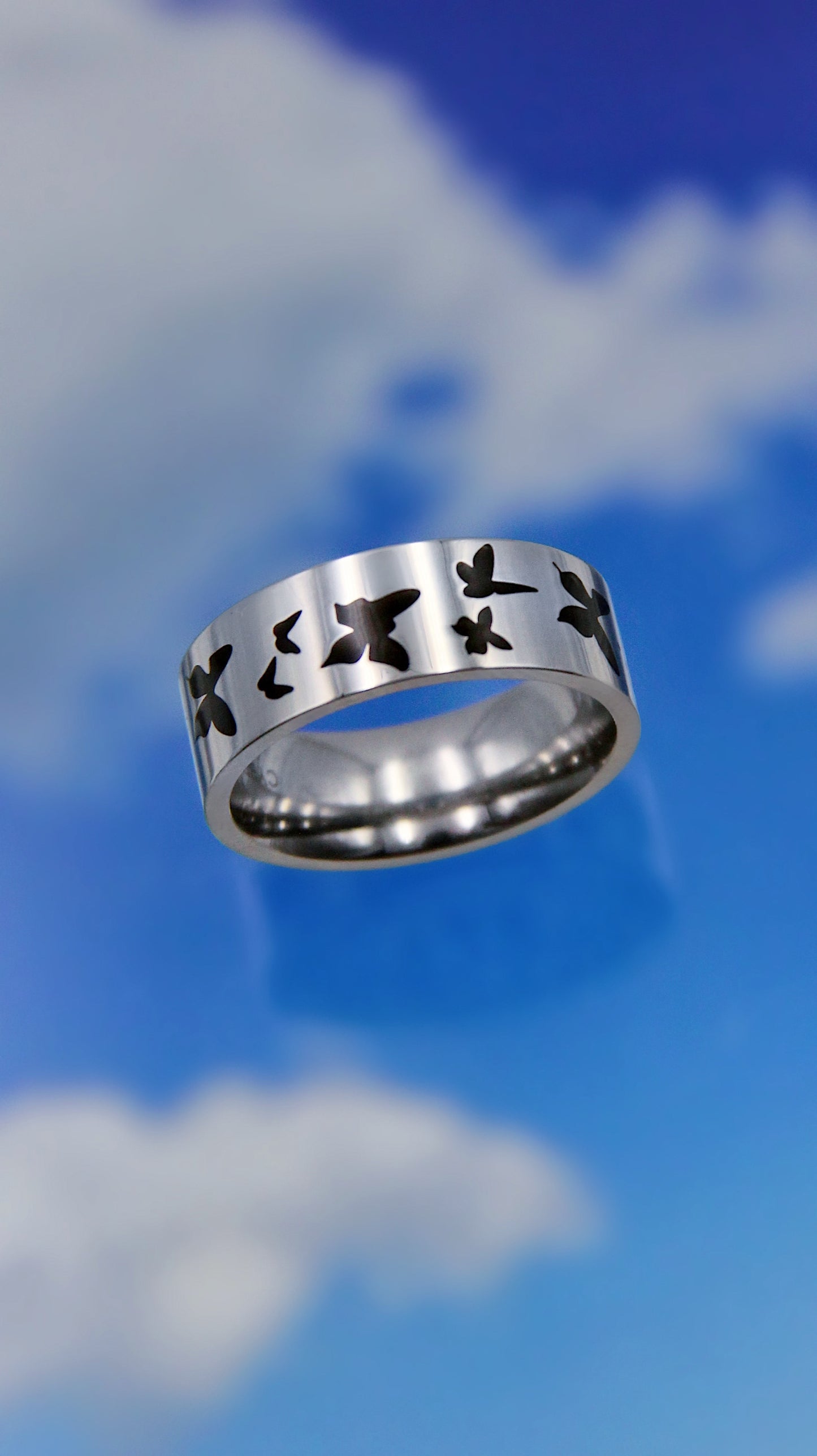 FLUTTER BUTTERFLY RING