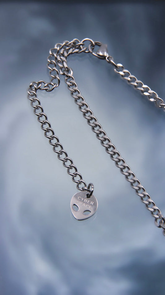 DAGGER EYES NECKLACE