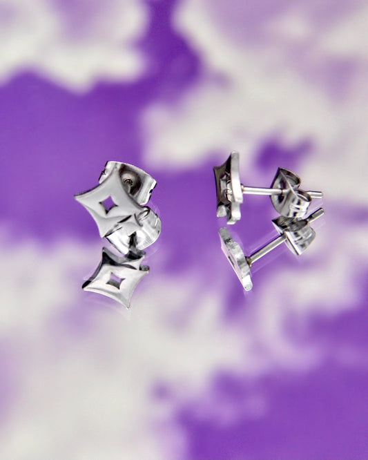 TWINKLE STUD EARRINGS