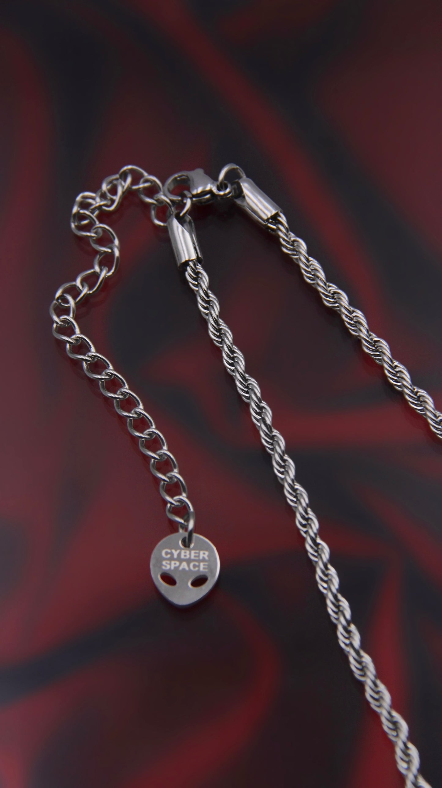DYING ROSE NECKLACE