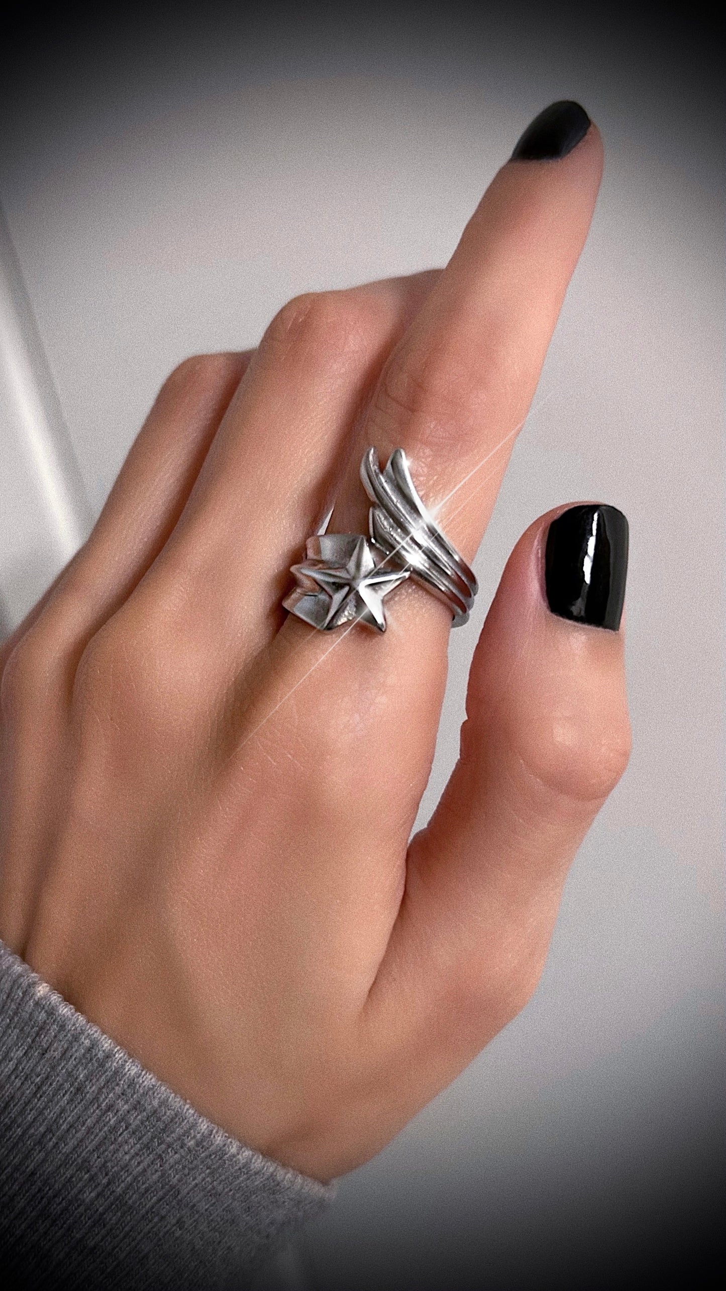 SHOOTING STAR RING