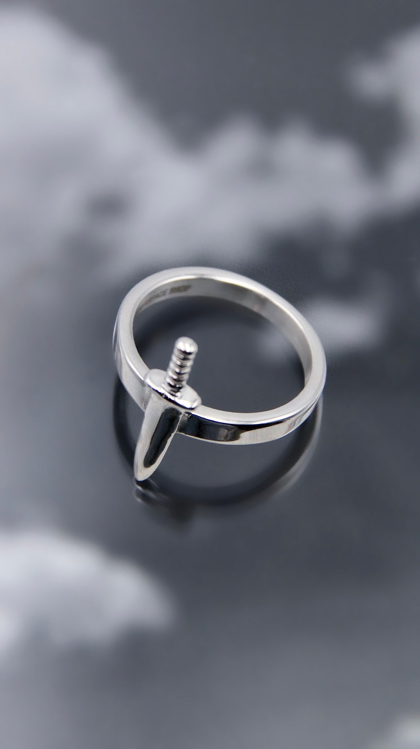 DAGGER RING