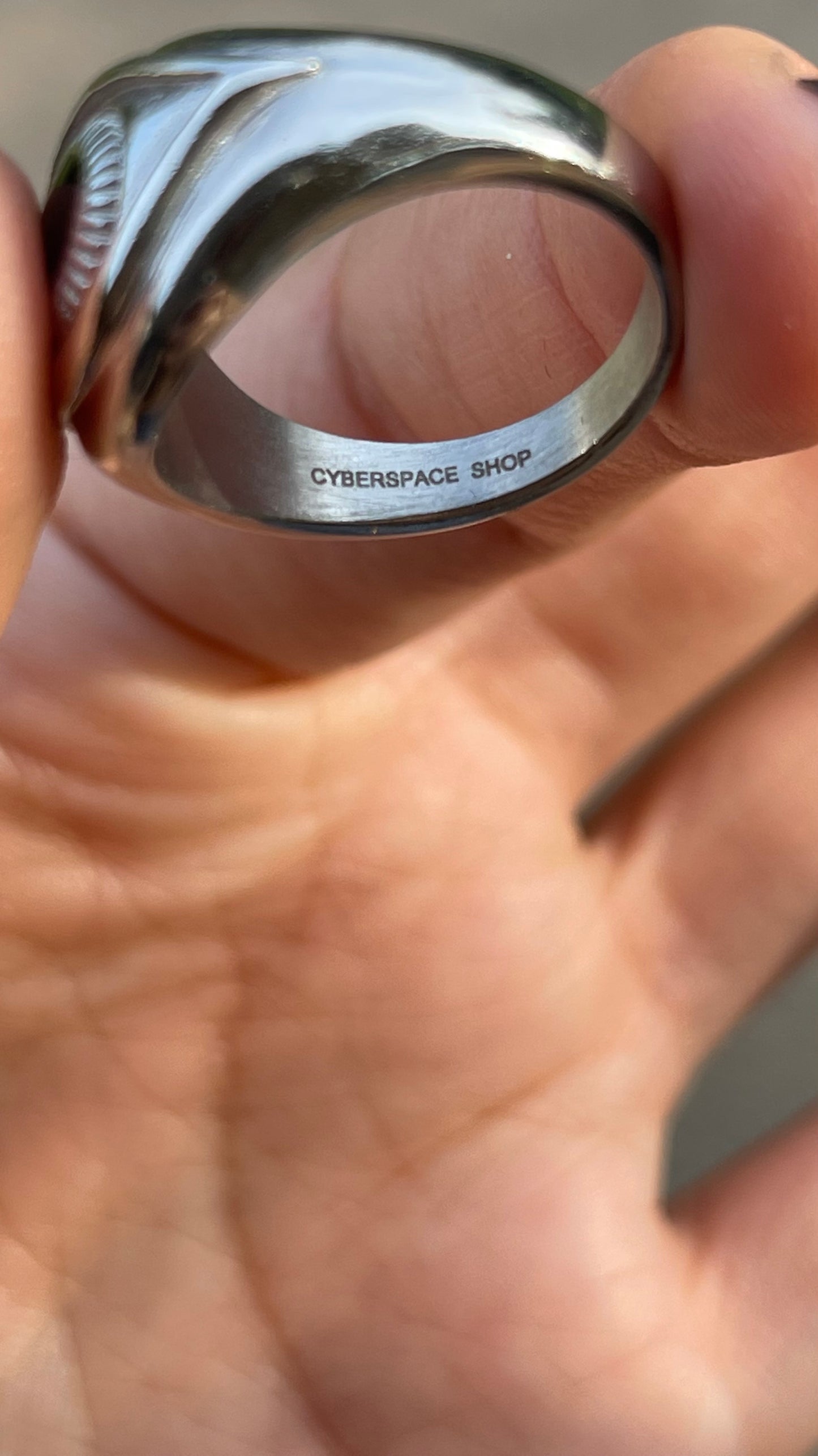 EYE RING