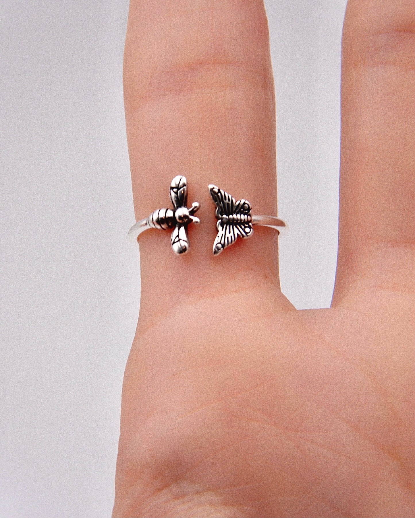 BUTTERFLY QUEEN BEE RING