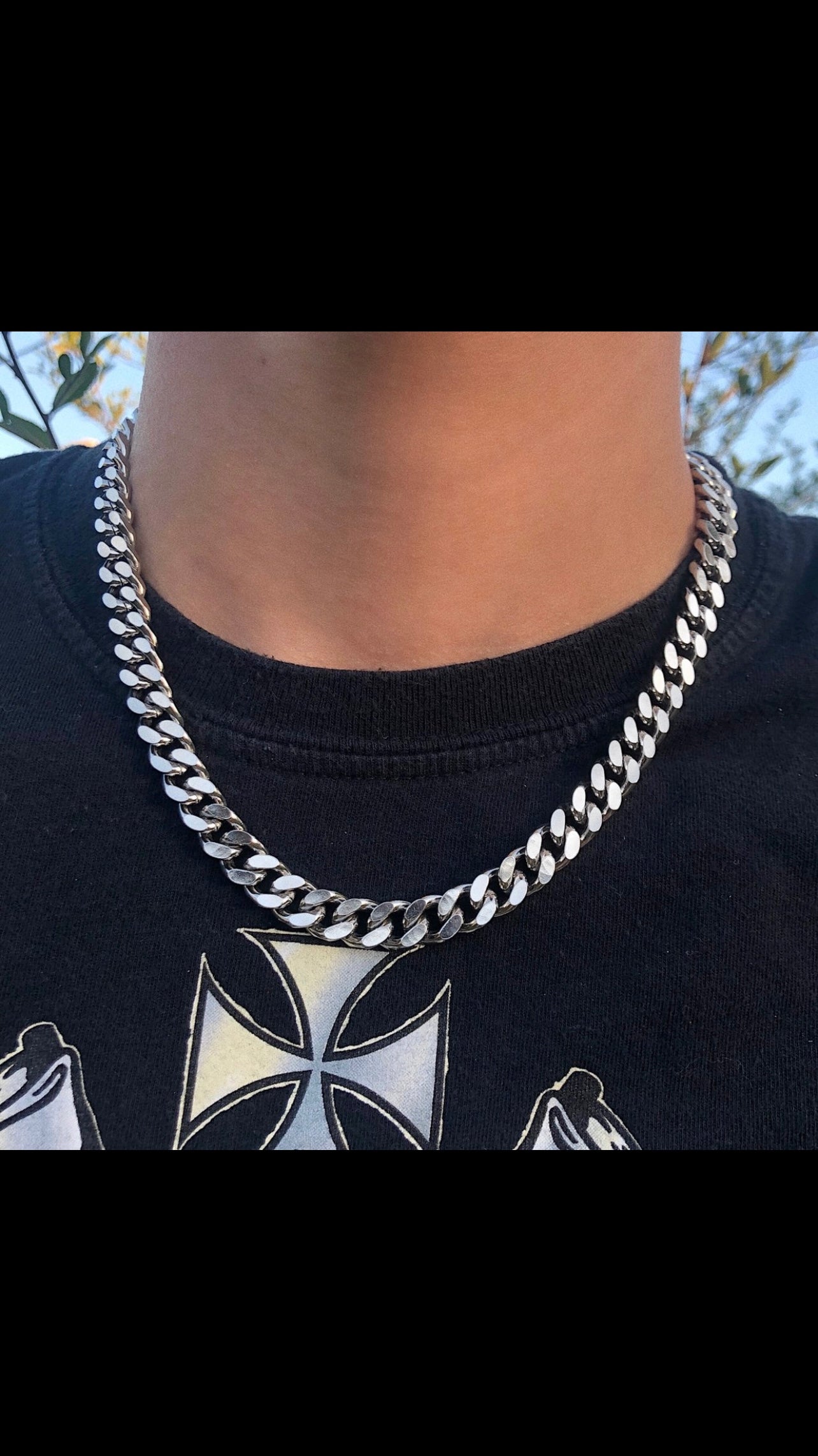 CUBAN CHAIN LINK NECKLACE