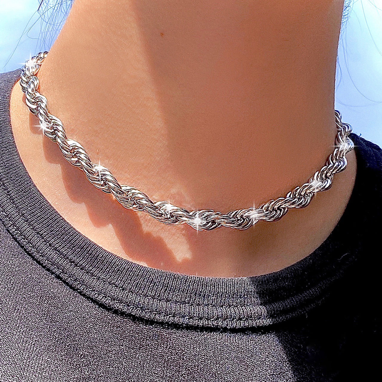 MINIMALIST SPIRAL CHOKER NECKLACE