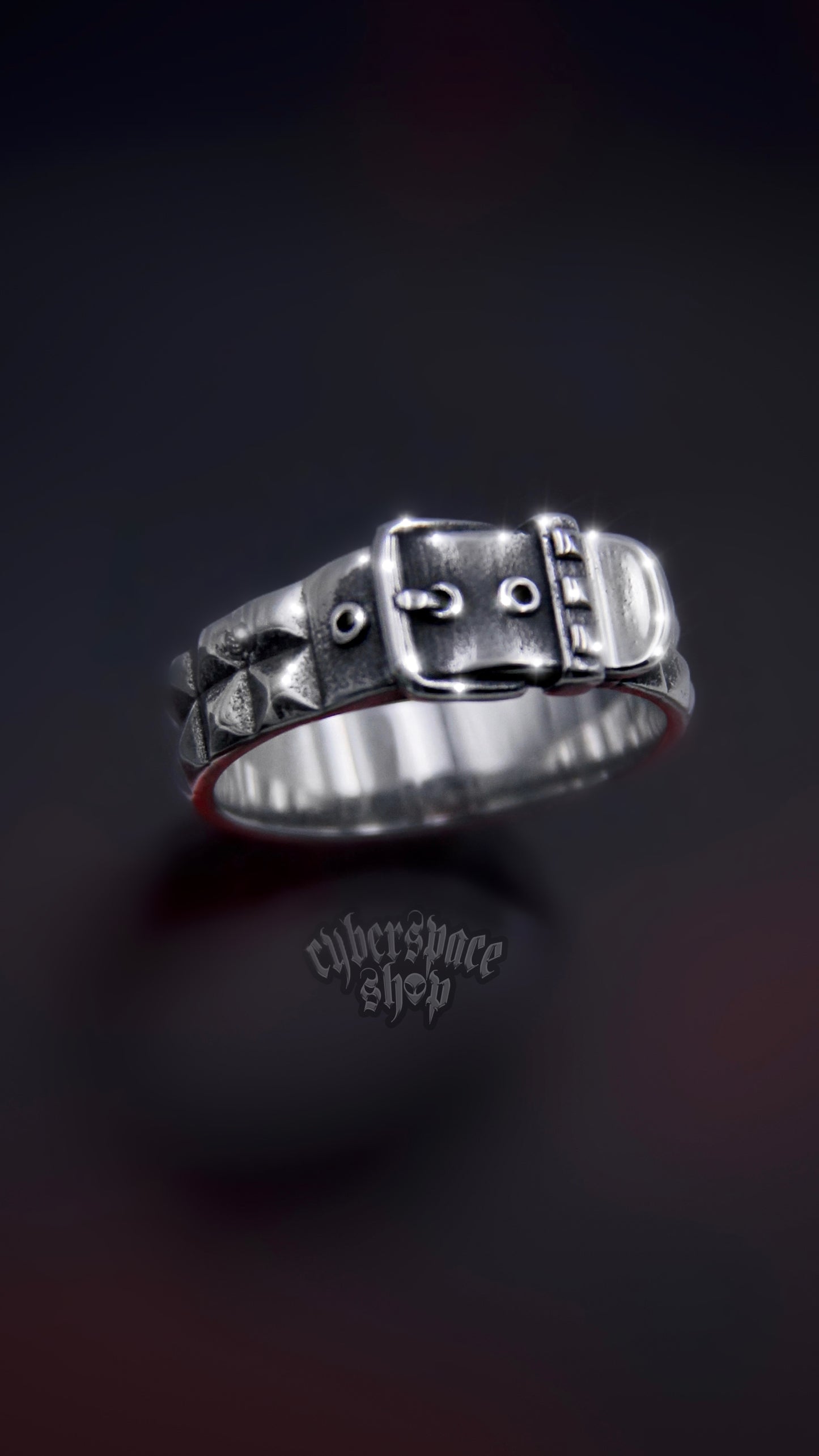 STUDDED BELT RING