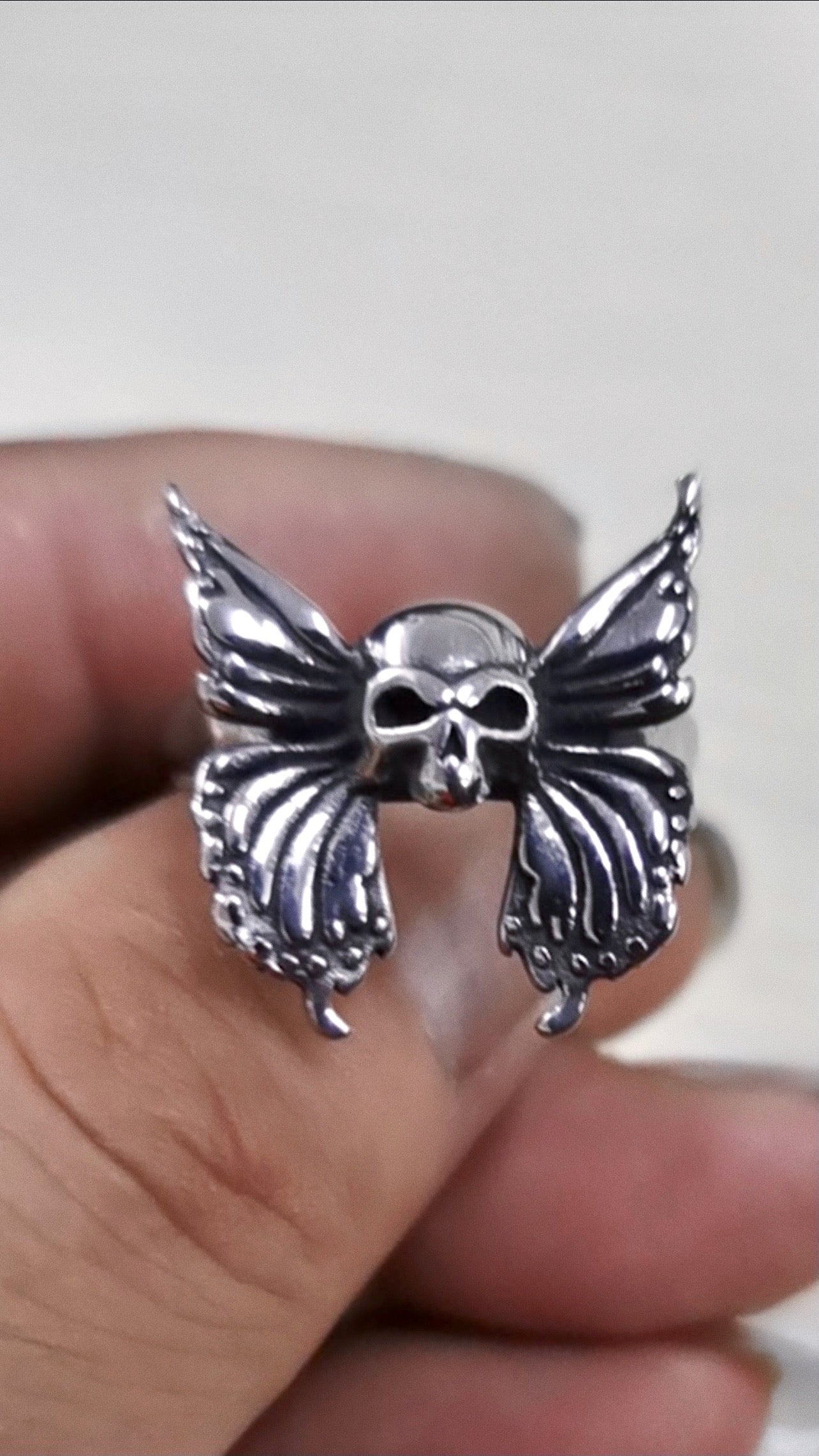 BUTTERFLY SKULL RING