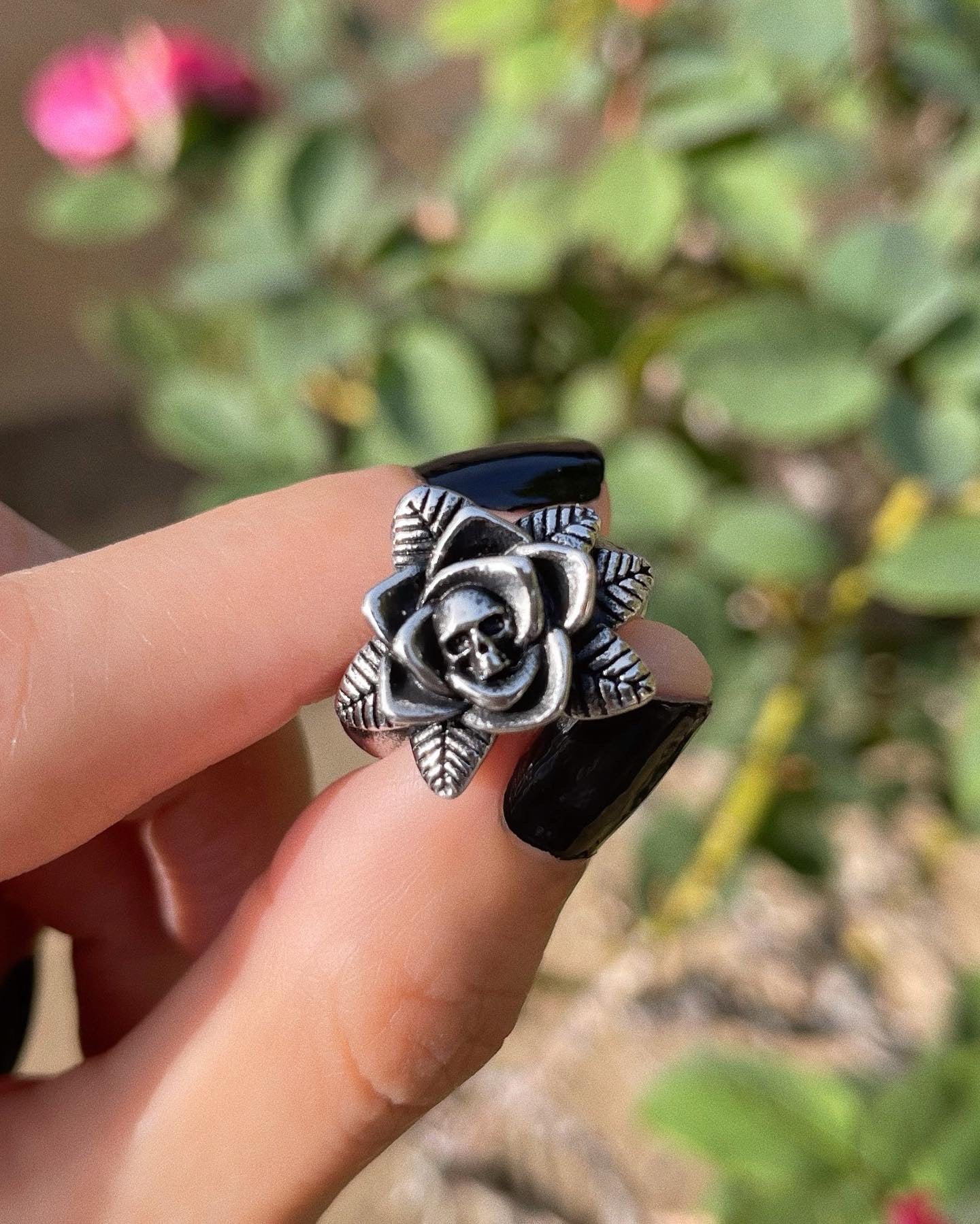 SKULL ROSE RING
