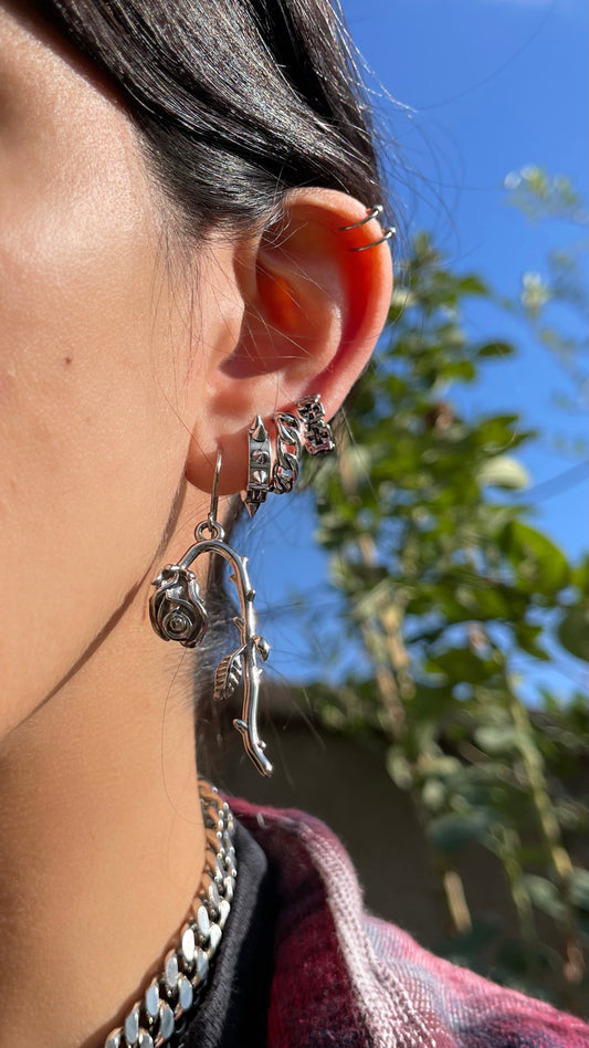 DYING ROSE EARRINGS