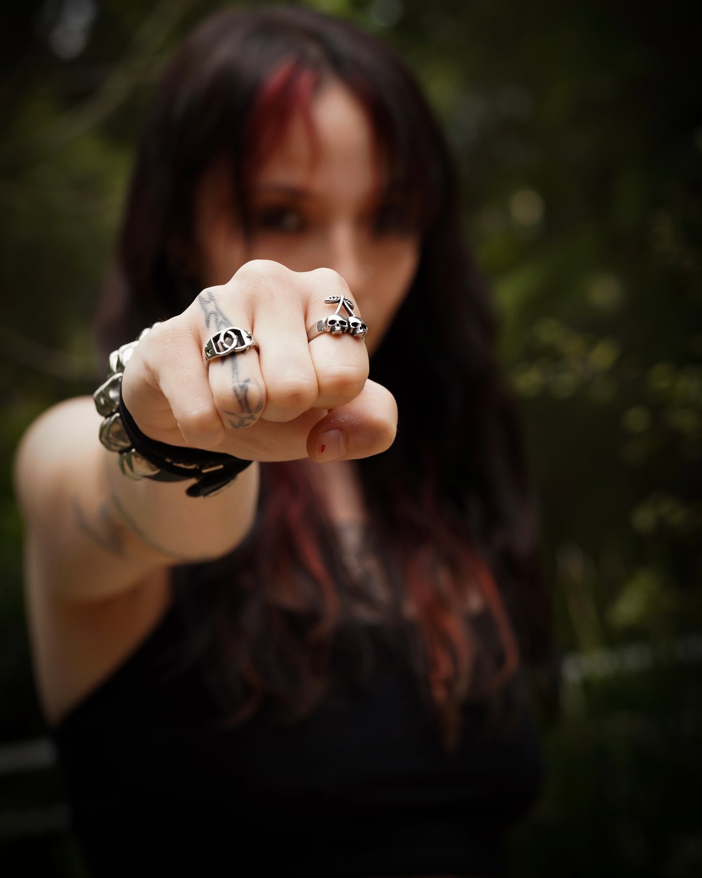 HANDCUFF RING