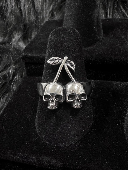 CHERRY SKULL RING