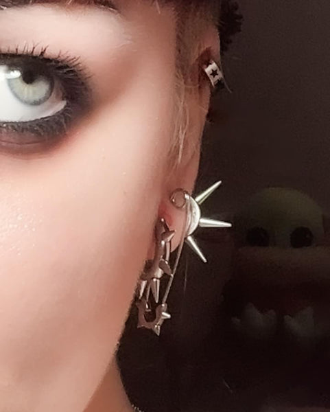 CHUNKY SPIKE EARRINGS