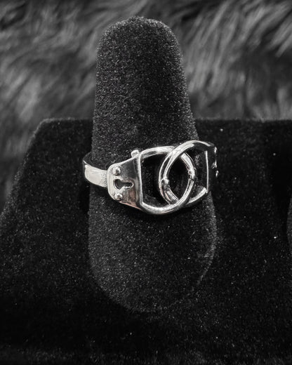 HANDCUFF RING