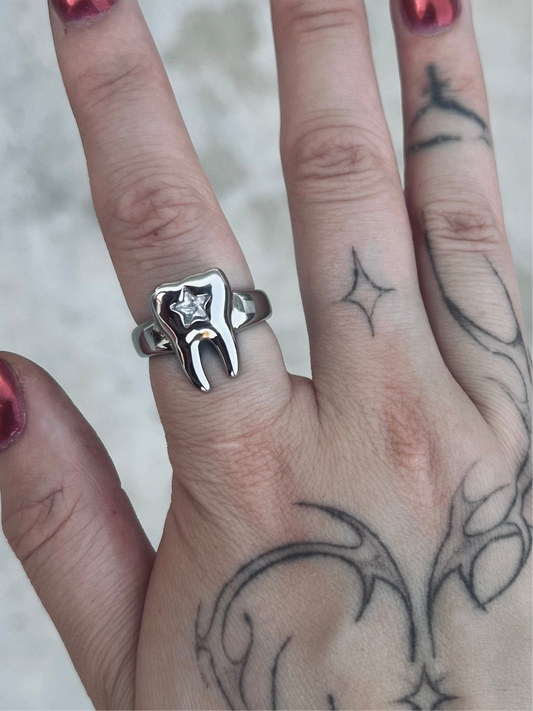 SWEET TOOTH RING