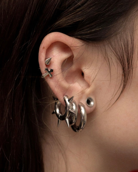 CHUNKY SPIKE EARRINGS