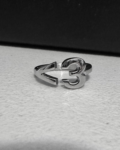 <3 HEART RING