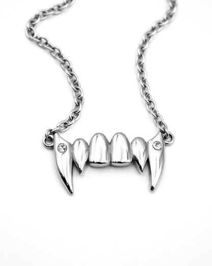 VAMP FANG NECKLACE