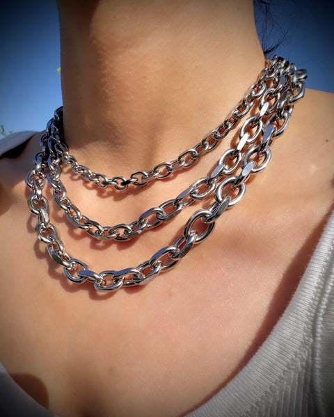 ANCHOR CHAIN NECKLACE