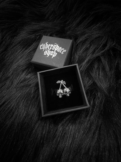 CHERRY SKULL RING