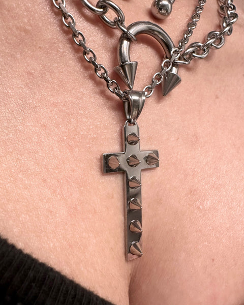 SPIKE CROSS NECKLACE