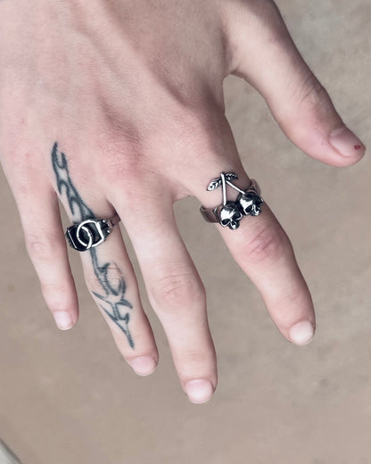 HANDCUFF RING