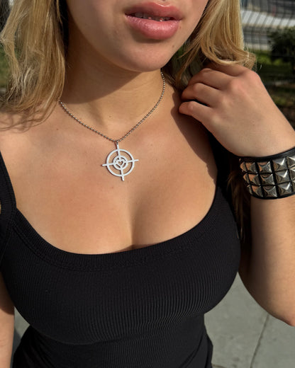 LOVESHOT NECKLACE