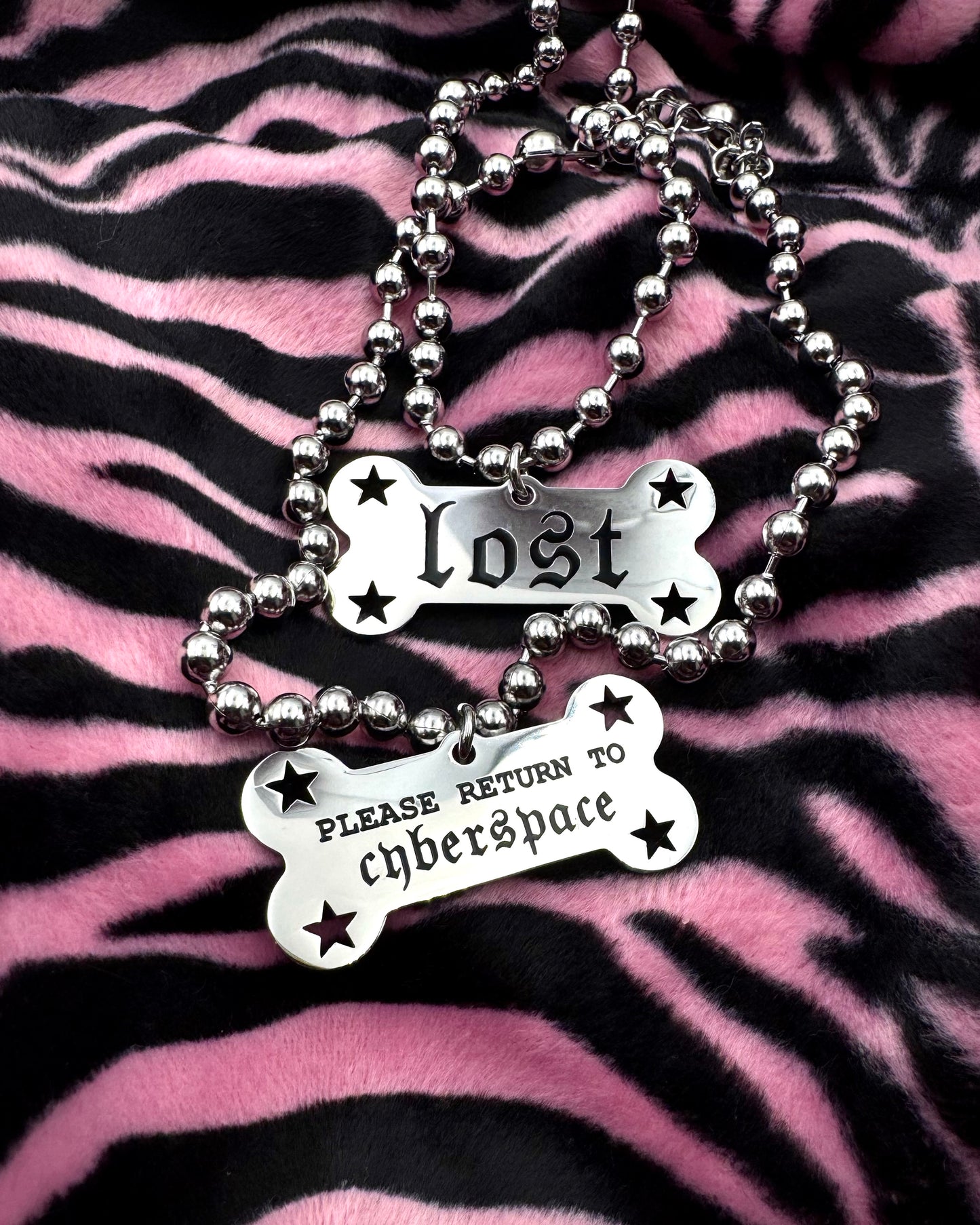 LOST BONE TAG NECKLACE