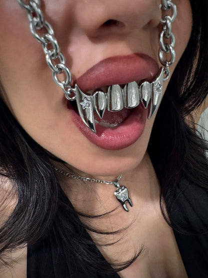 VAMP FANG NECKLACE