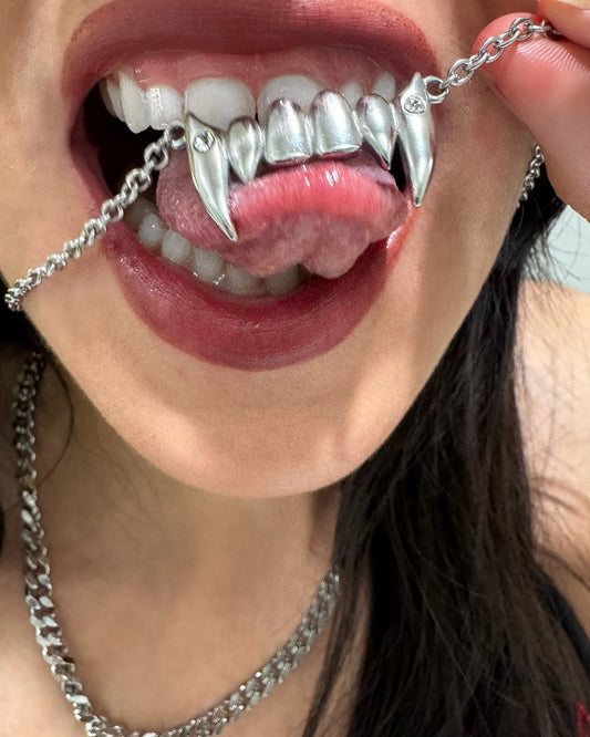 VAMP FANG NECKLACE
