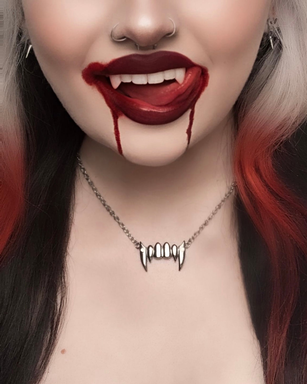 VAMP FANG NECKLACE