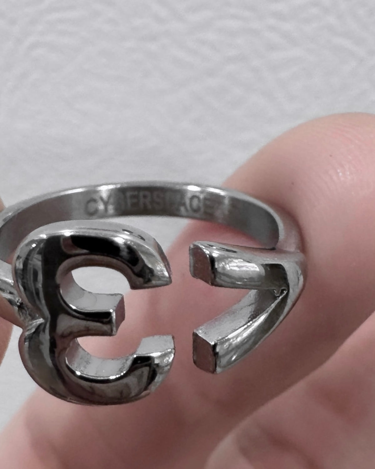 <3 HEART RING