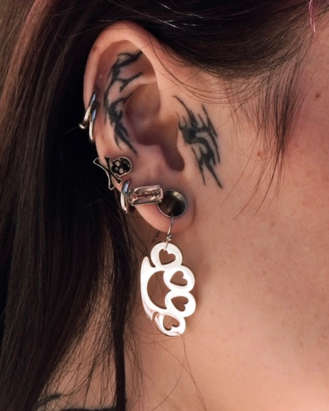 HEART BRASS KNUCKLE EARRINGS