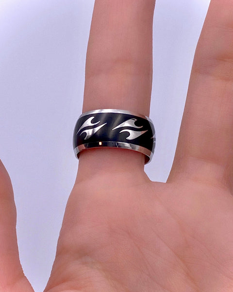 TRIBAL FLAME RING