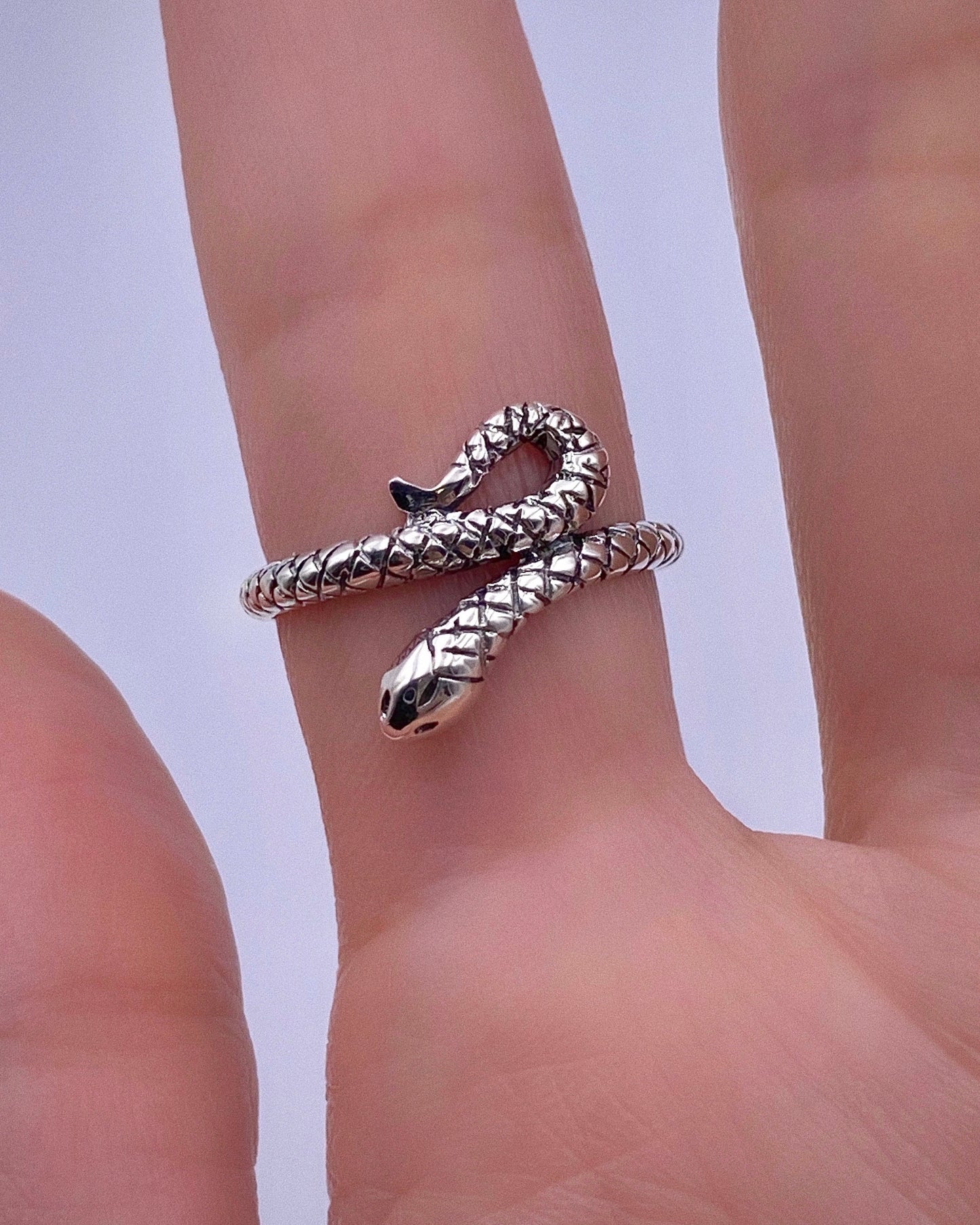 SLITHER RING
