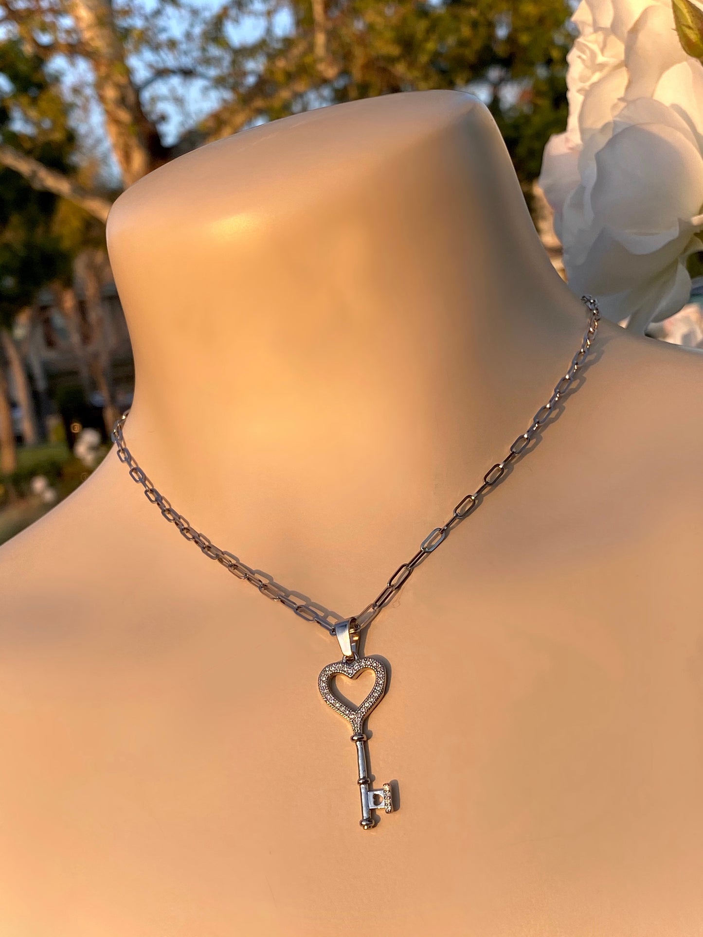 THE KEY TO MY HEART NECKLACE