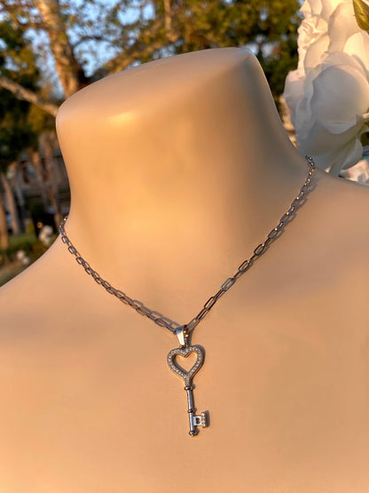 THE KEY TO MY HEART NECKLACE