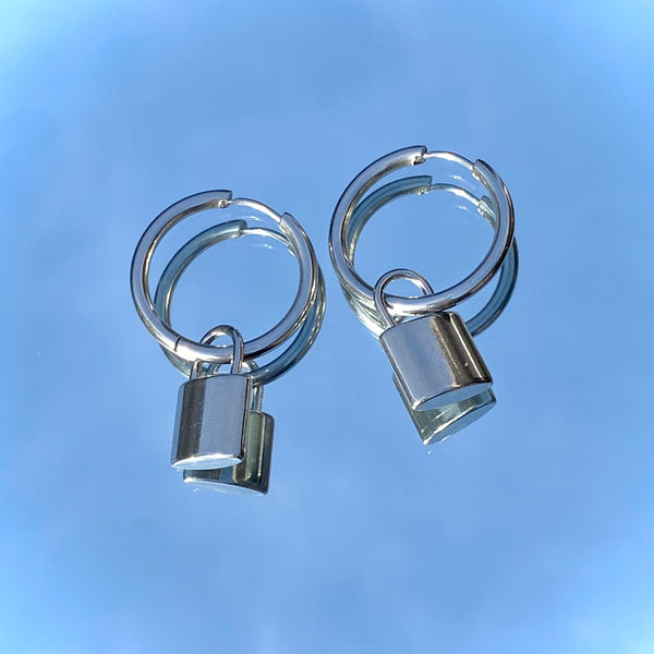 LOCK HOOP EARRINGS