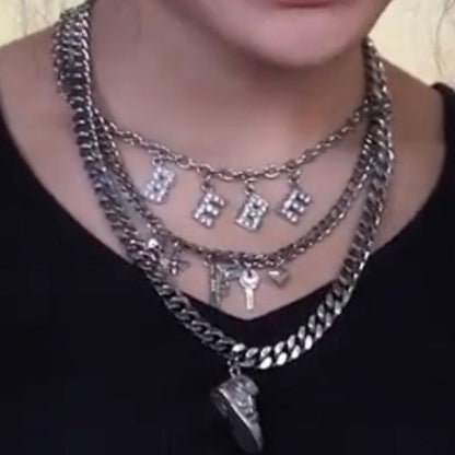 BEBE NECKLACE