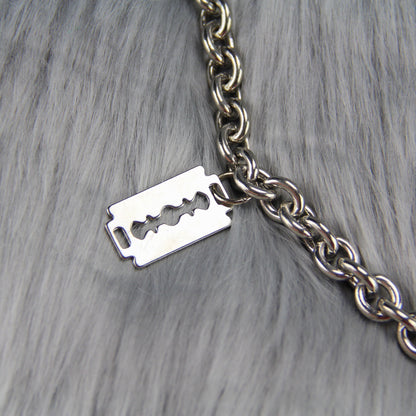 THE RAZOR EDGE WALLET CHAIN