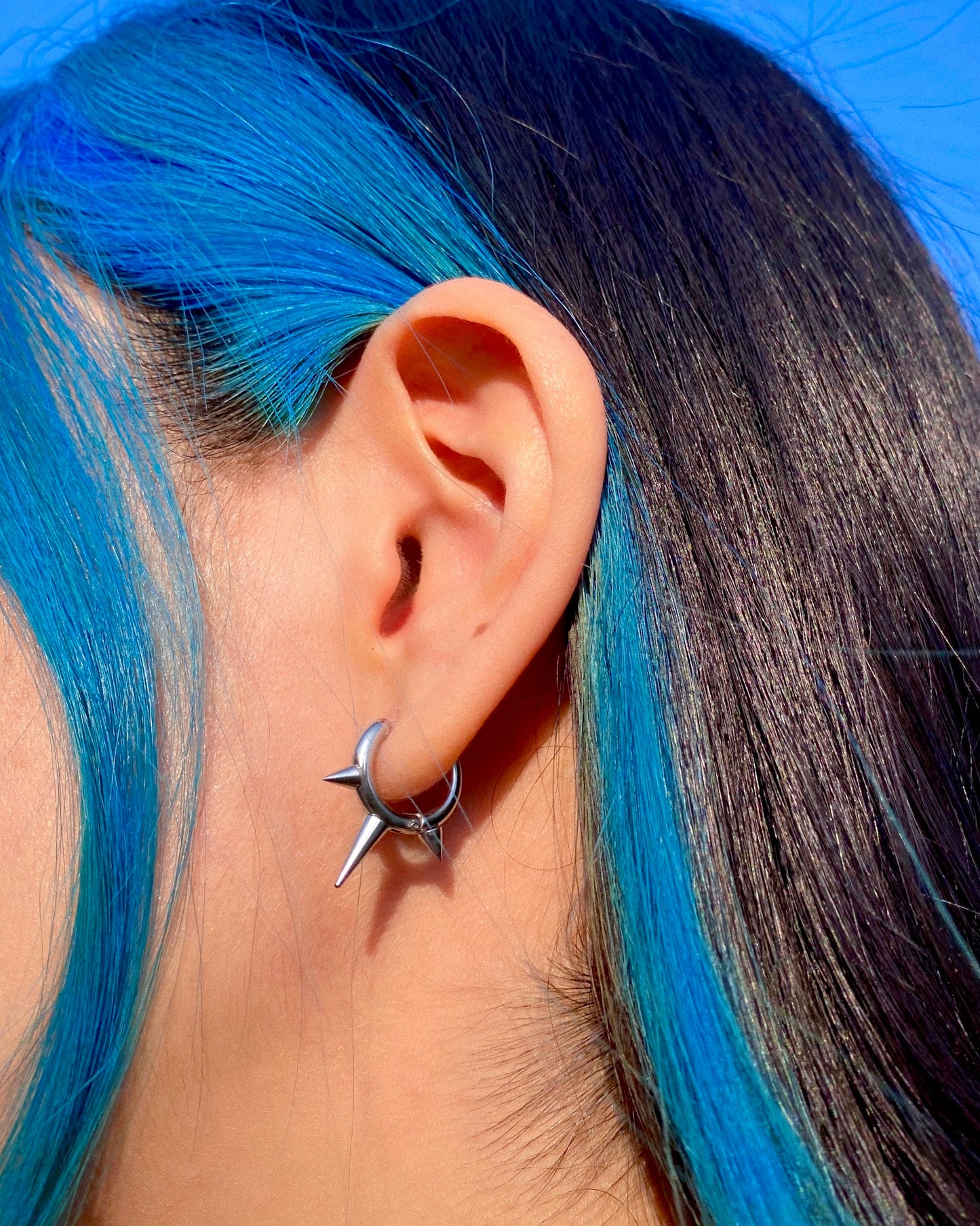 LIBERTY SPIKE HOOP EARRINGS