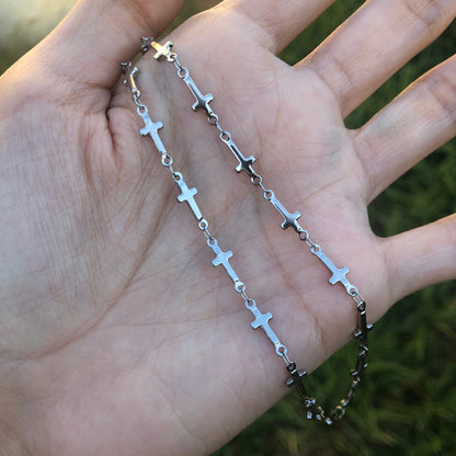 DAINTY CROSS CHAIN NECKLACE